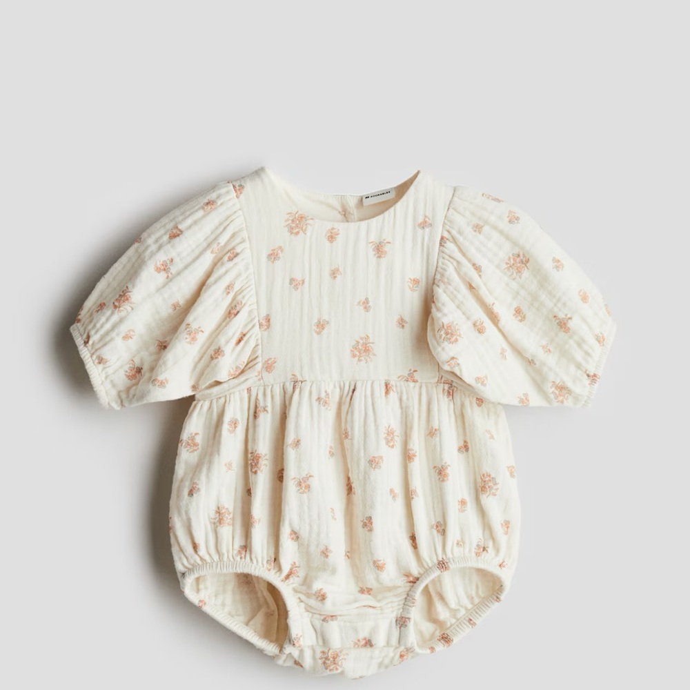 H&M Adorables Organic Cotton Cream Floral Puff-Sleeve Baby Romper